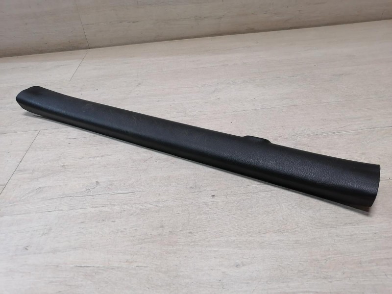 Rio 3 №10 обшивка порога передняя левая