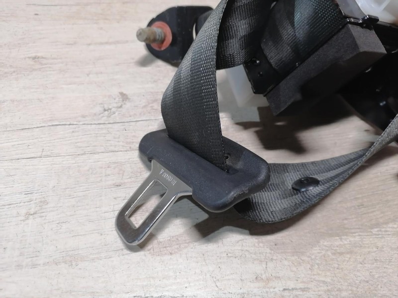 Rio 3 №10 ремень безопасности задний