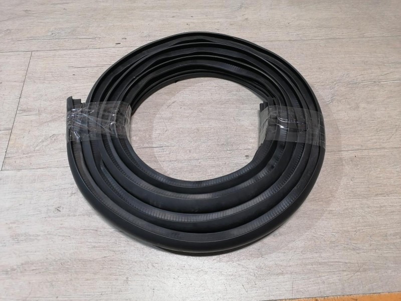 Rio 3 №10 уплотнитель дверного проема задний левый