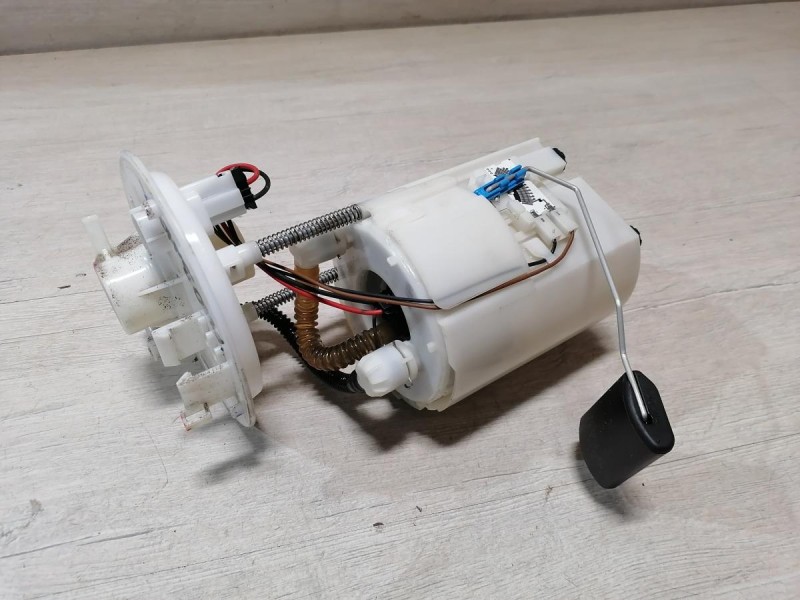 Rio 3 №10 бензонасос