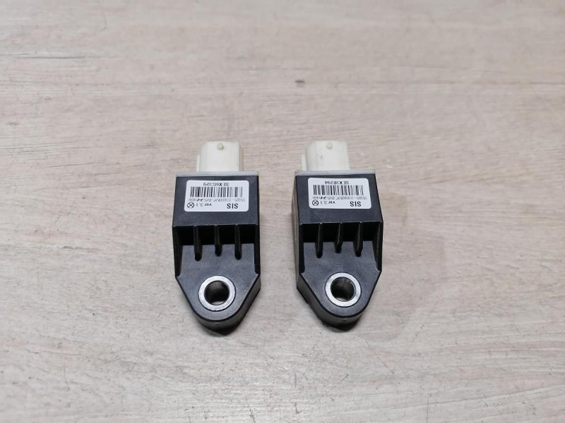 Rio 3 №10 датчик удара