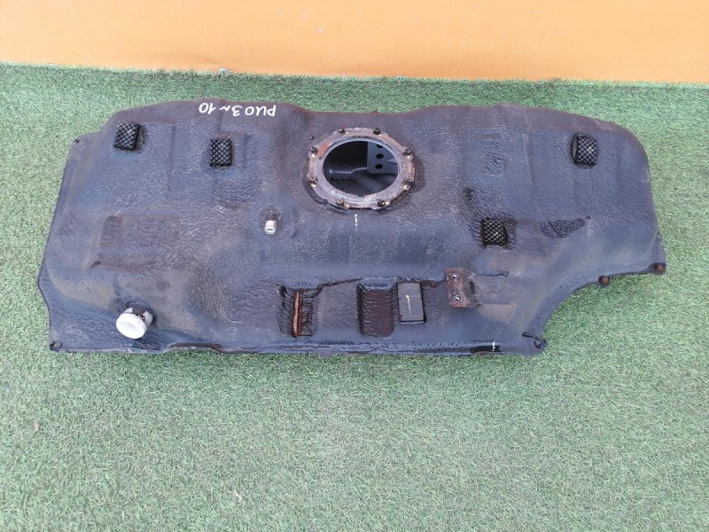 Rio 3 №10 бензобак