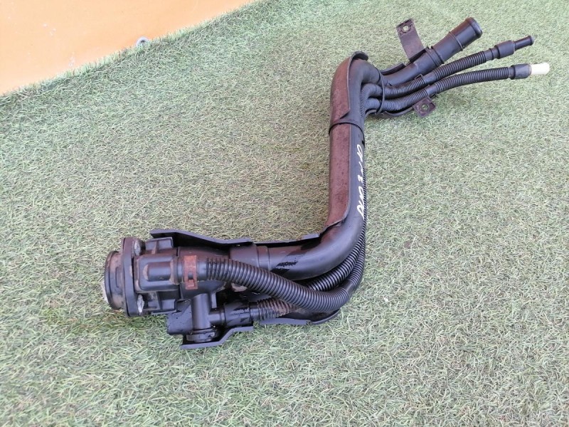 Rio 3 №10 горловина бензобака