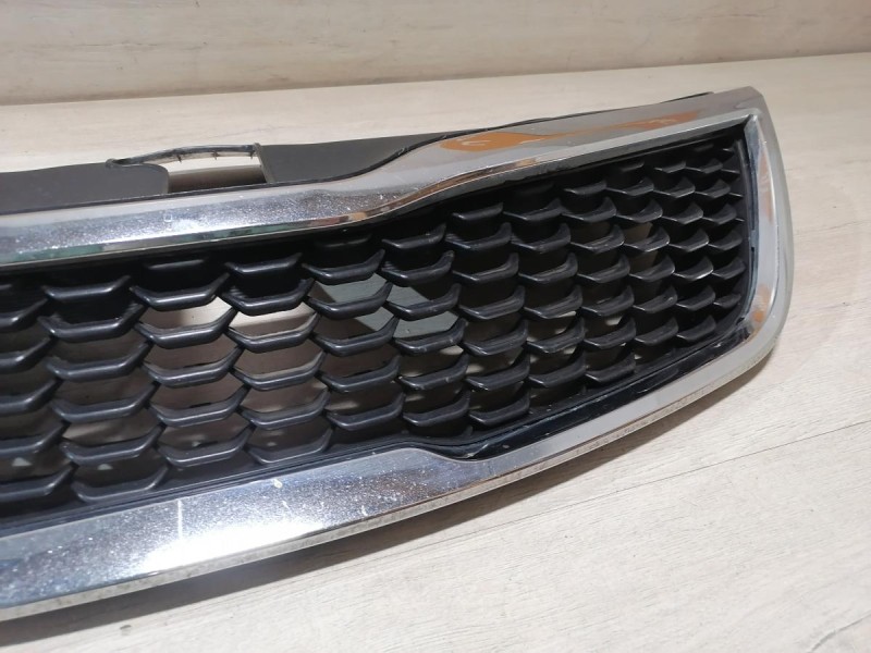 Rio 3 №10 решетка радиатора рест деф