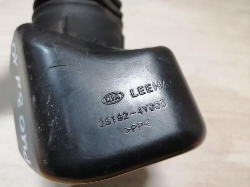 Rio 3 №10 патрубок корпуса воздушного фильтра