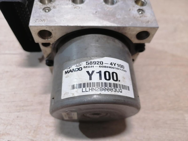 Rio 3 №10 блок абс