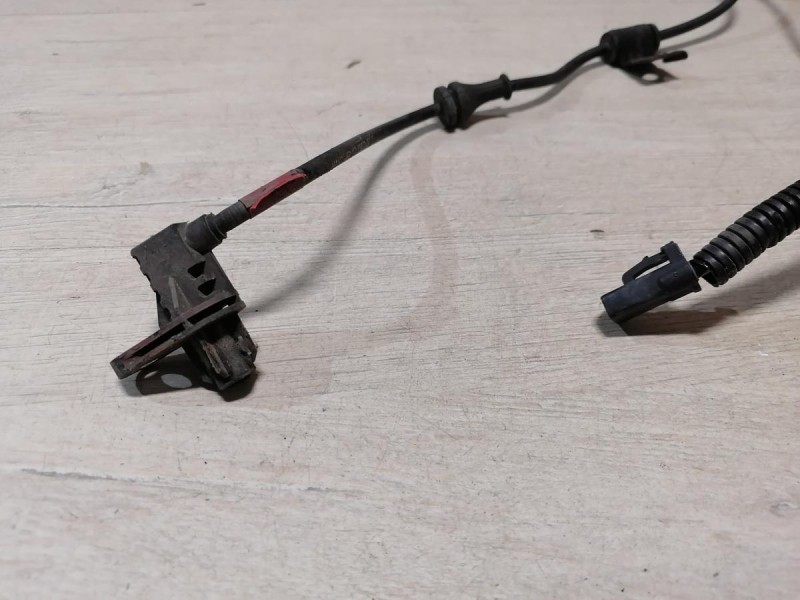 Rio 3 №10 датчик абс передний правый