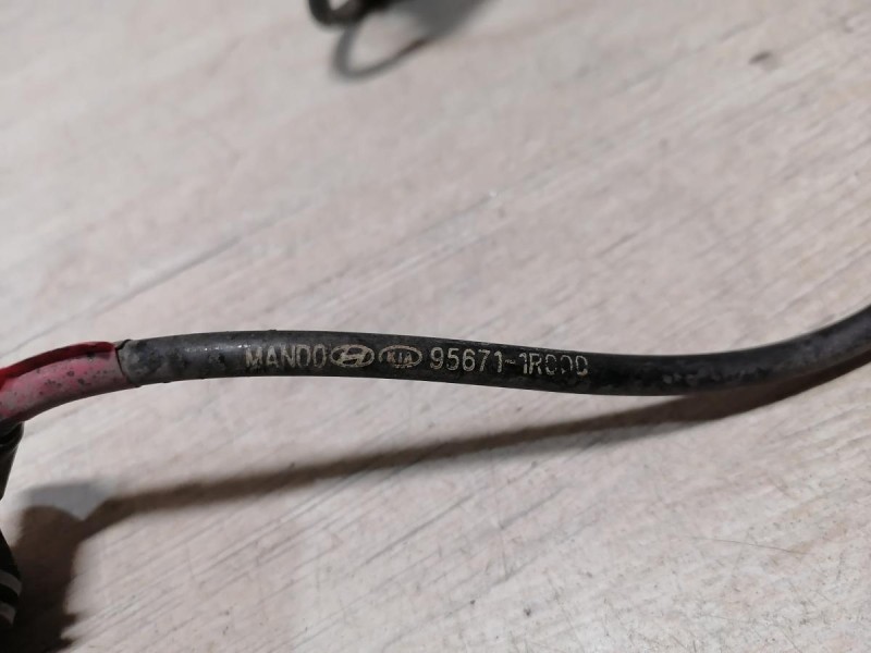 Rio 3 №10 датчик абс передний правый