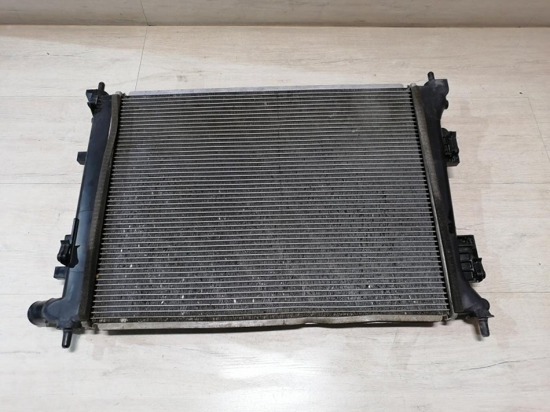Rio 3 №10 радиатор охлаждения двигателя деф