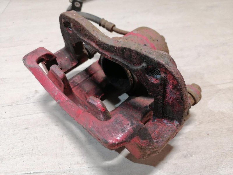 Rio 3 №10 суппорт передний левый