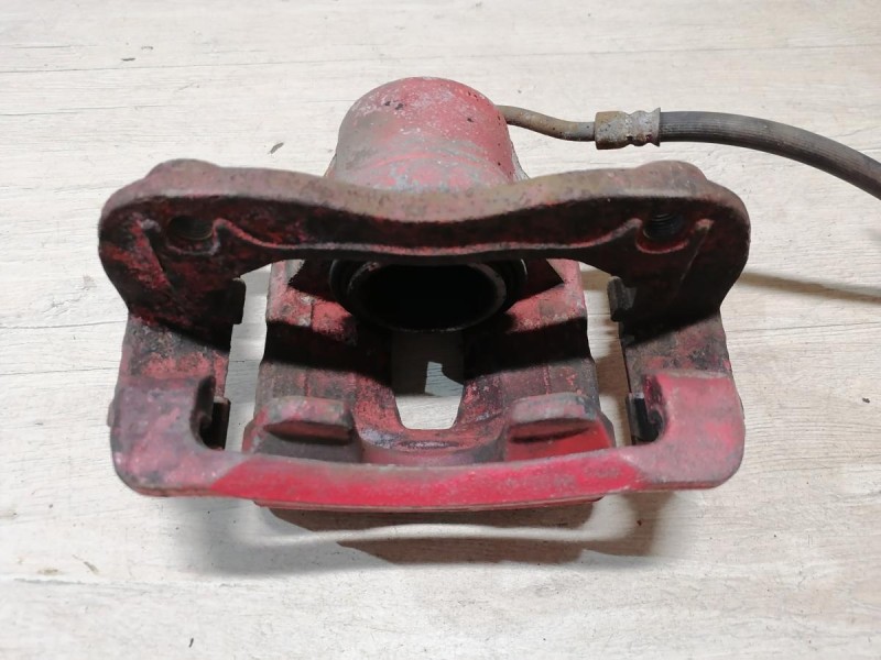 Rio 3 №10 суппорт передний правый