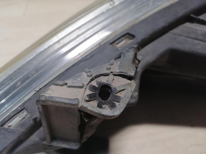 Solaris П фара правая деф