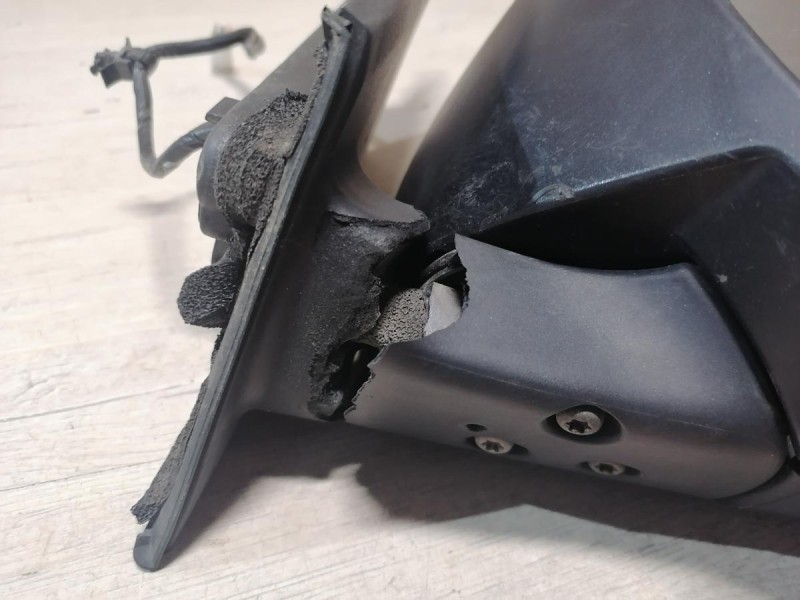 Mazda CX 7 П зеркало правое деф