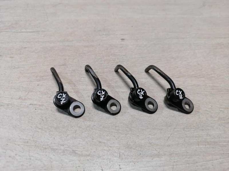 Mazda CX7 форсунка масляная