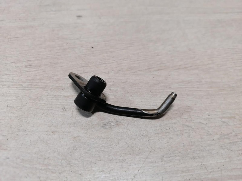 Mazda CX7 форсунка масляная