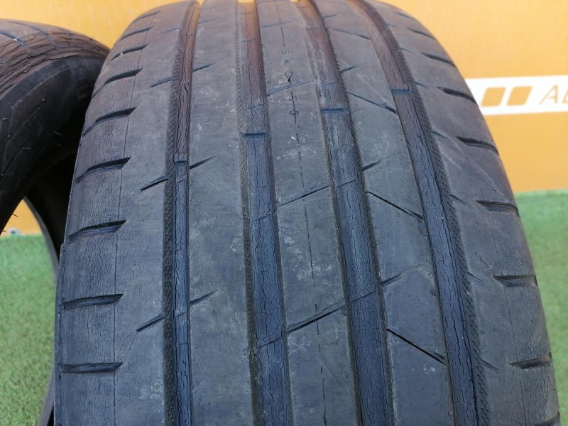 Lancer 10 №1 шина 225/50 R18 нокиан лето плохая к-кт