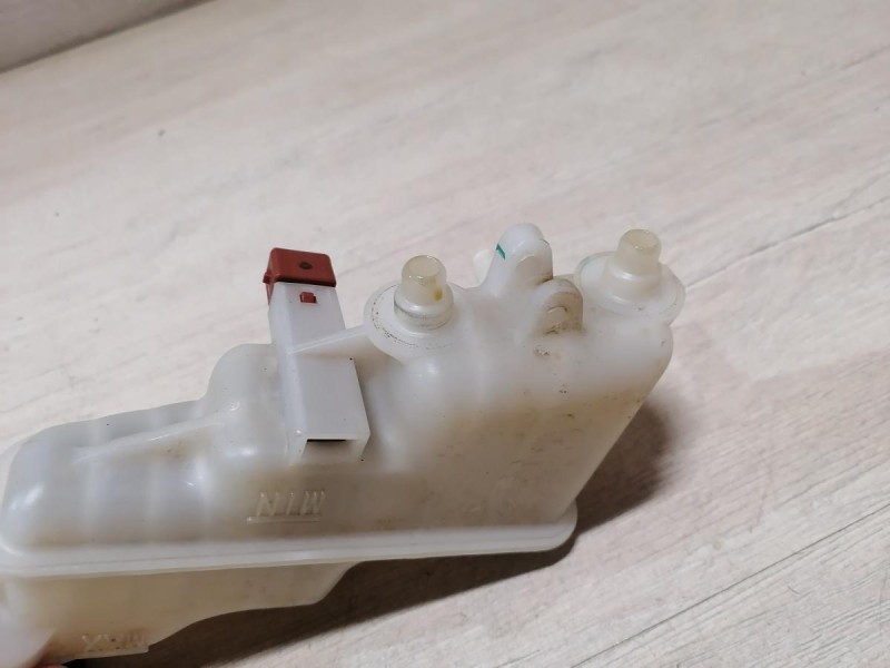 Rio 3 №10 бачок тормозного цилиндра