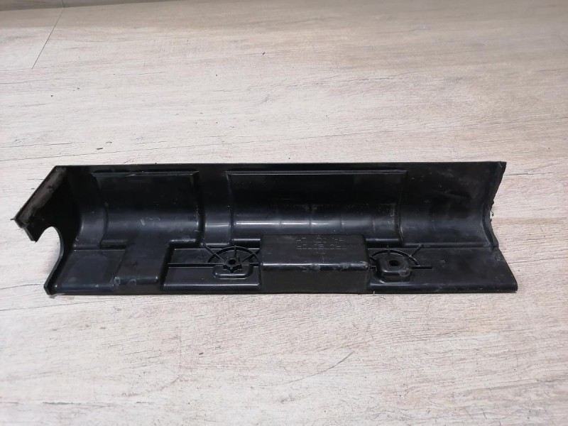 Rio 3 №10 дефлектор радиатора левый