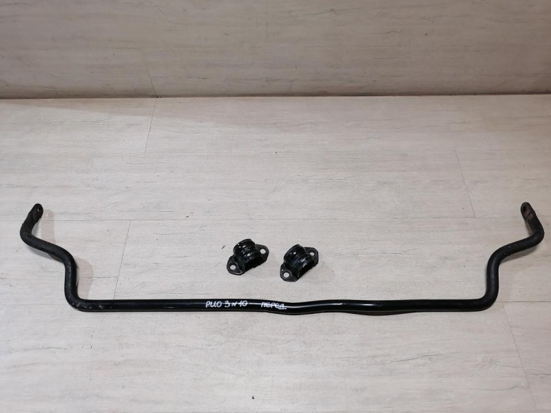 Rio 3 №10 стабилизатор передний