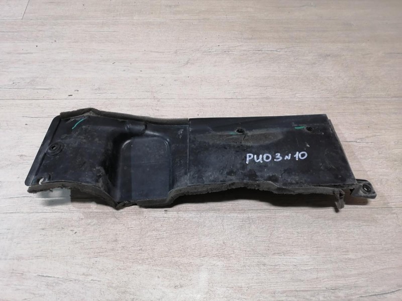 Rio 3 №10 пыльник радиатора правый