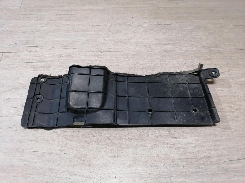 Rio 3 №10 пыльник радиатора правый