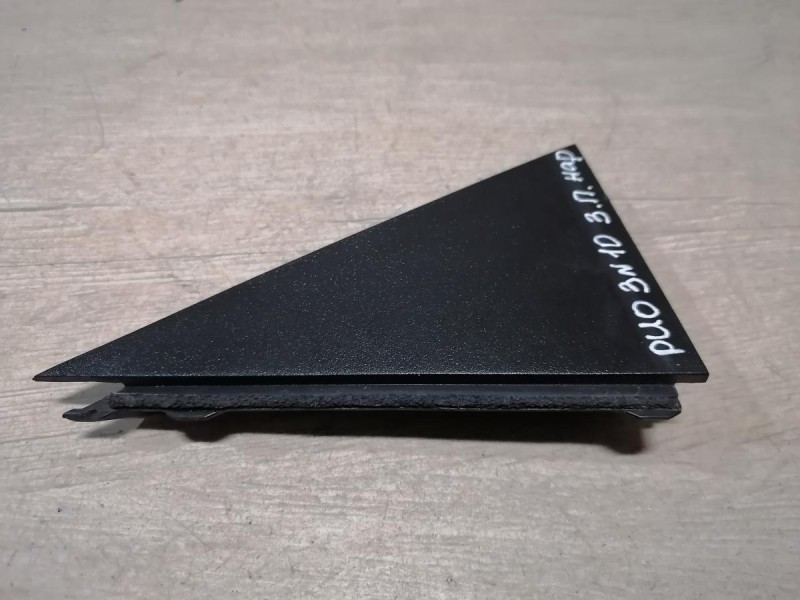 Rio 3 №10 накладка двери наружная задняя правая уголок