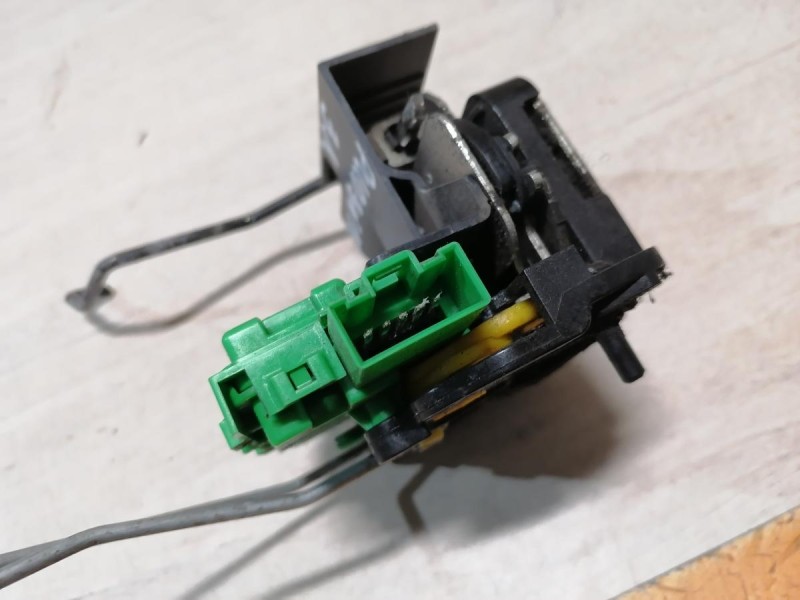 Rio 3 №10 замок двери задний левый 5к