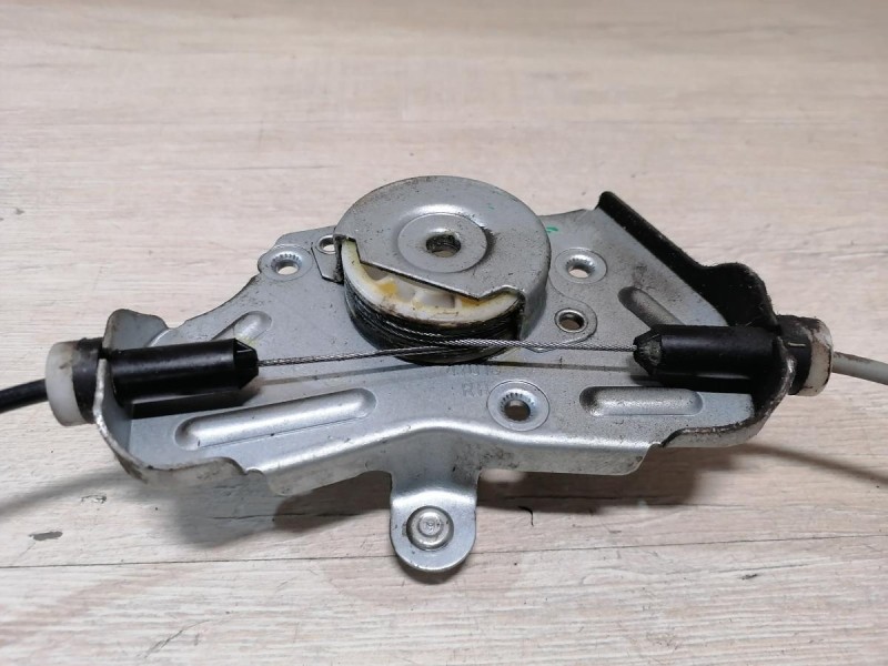 Rio 3 №10 стеклоподъемник передний правый