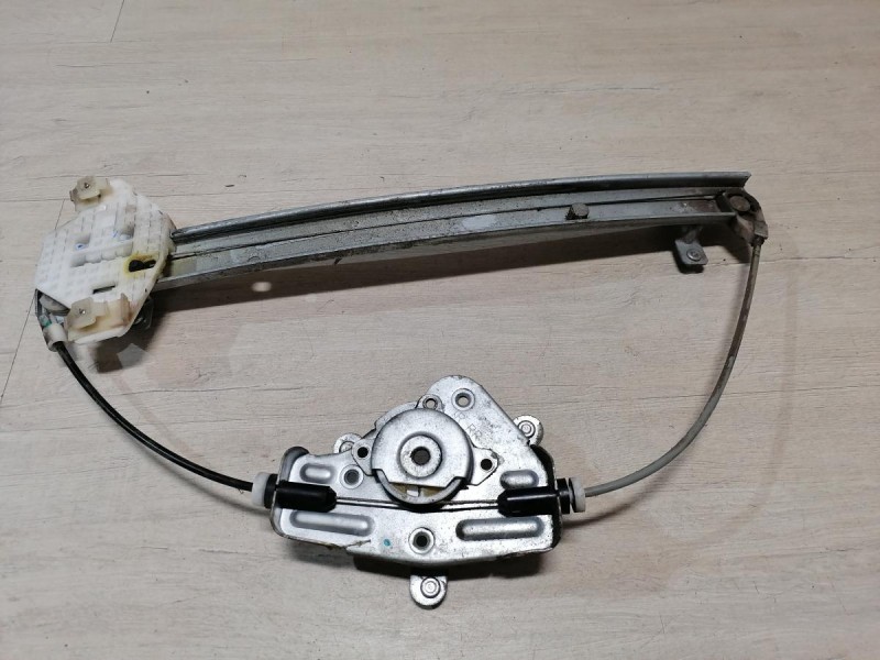Rio 3 №10 стеклоподъемник задний левый эл