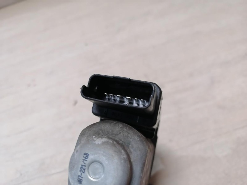 Rio 3 №10 моторчик стеклоподъемника передний левый