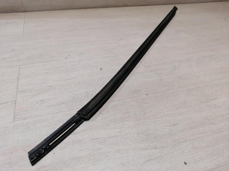 Rio 3 №10 бархотка наружная задняя левая