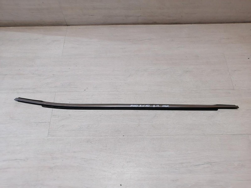 Rio 3 №10 бархотка наружная задняя правая