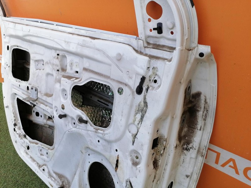 Rio 3 №10 дверь передняя левая