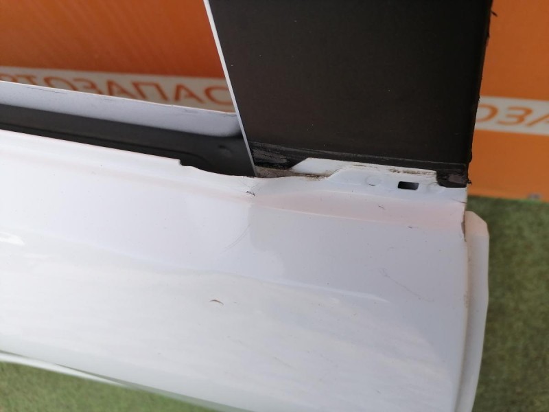 Rio 3 №10 дверь задняя правая деф