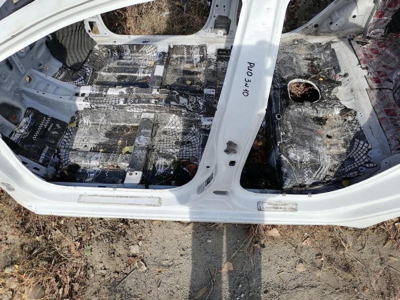 Rio 3 №10 порог левый с сапожком деф