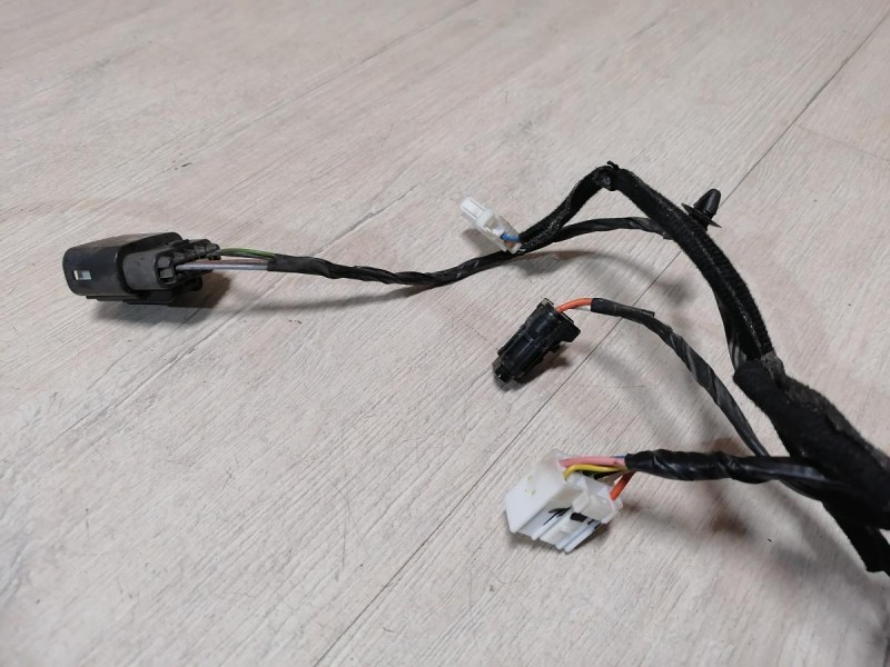 Solaris №5 проводка двери задняя правая