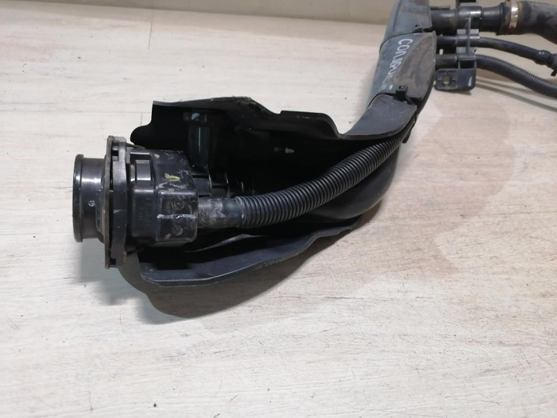 Solaris №5 горловина бензобака