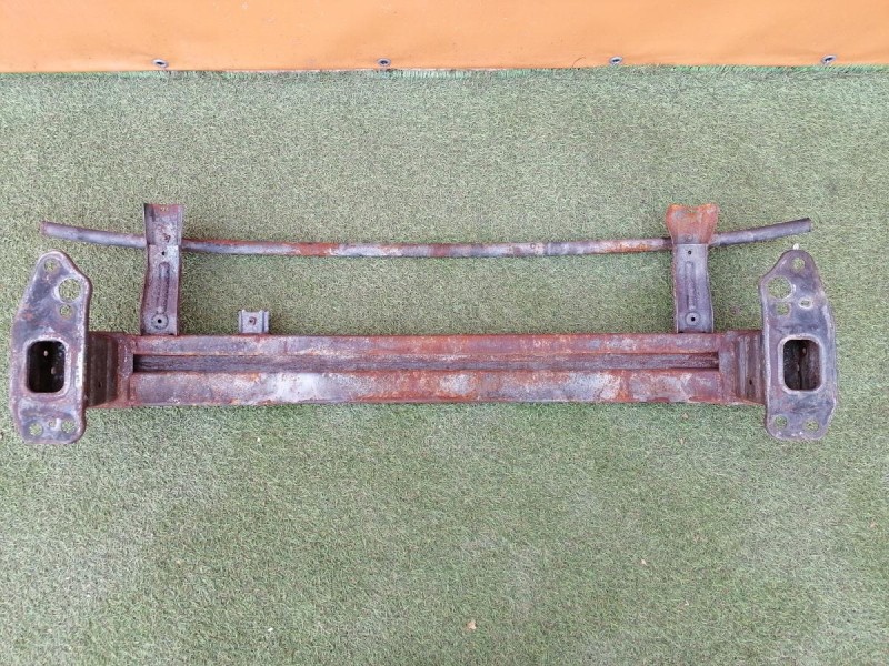 Solaris №5 усилитель переднего бампера деф