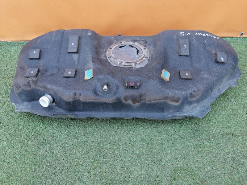 Solaris №5 бензобак