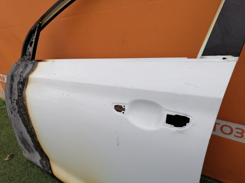 Solaris №5 дверь передняя левая деф