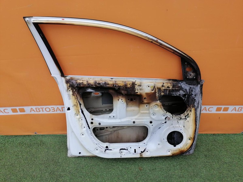 Solaris №5 дверь передняя левая деф