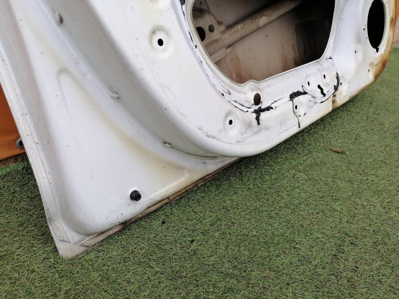 Solaris №5 дверь передняя левая деф