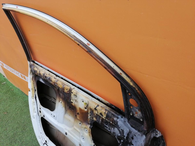 Solaris №5 дверь передняя левая деф