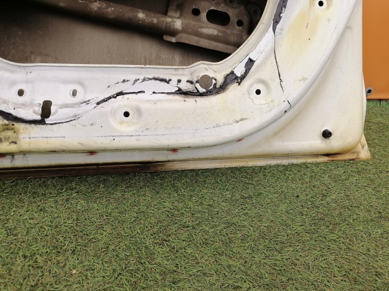 Solaris №5 дверь передняя правая деф