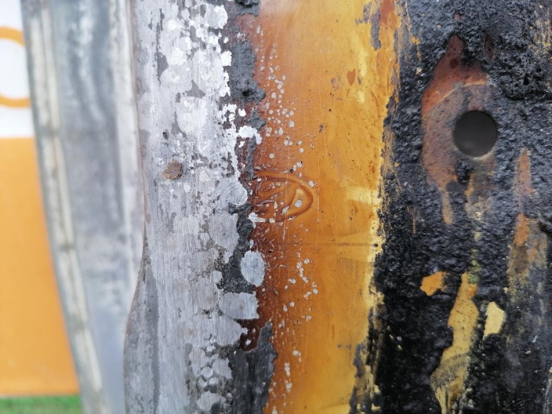 Solaris №5 дверь передняя правая деф