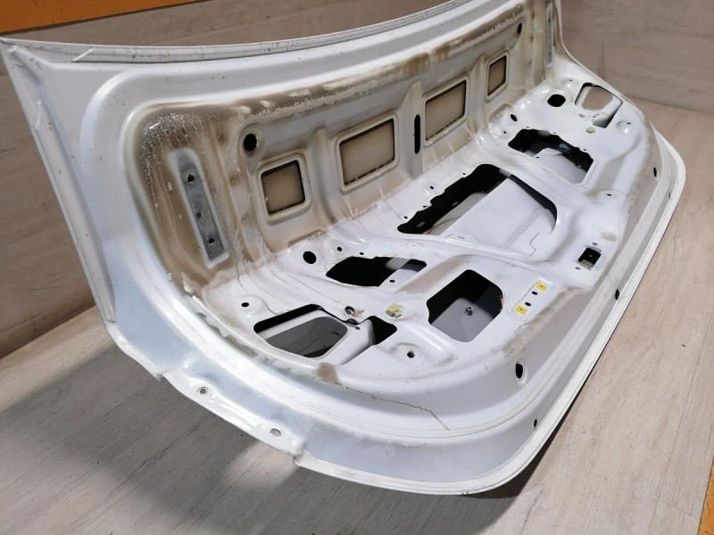 Solaris №5 крышка багажника деф