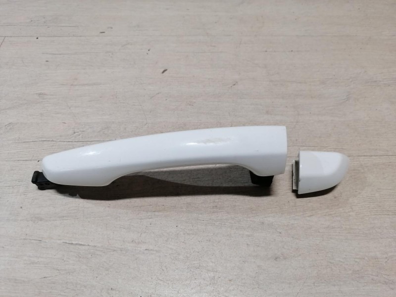 Solaris №5 ручка двери наружная задняя левая деф