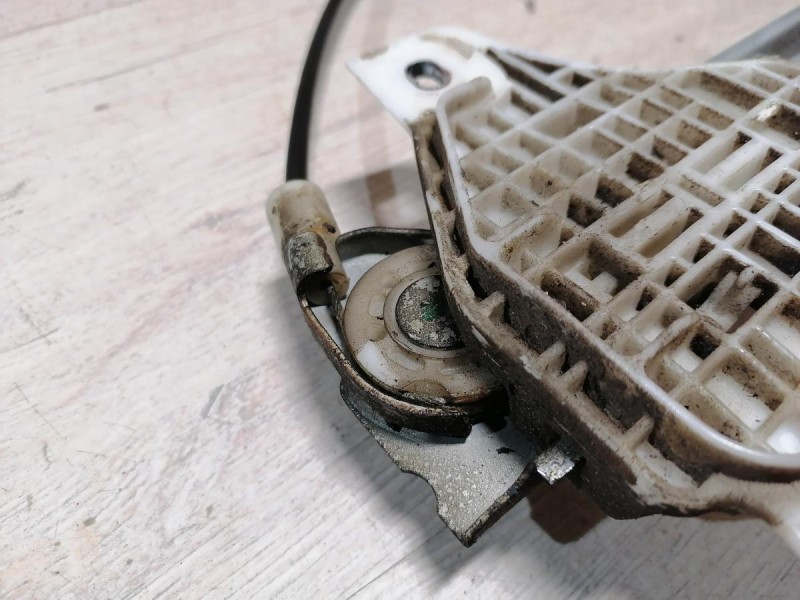 Solaris №5 стеклоподъемник задний правый эл