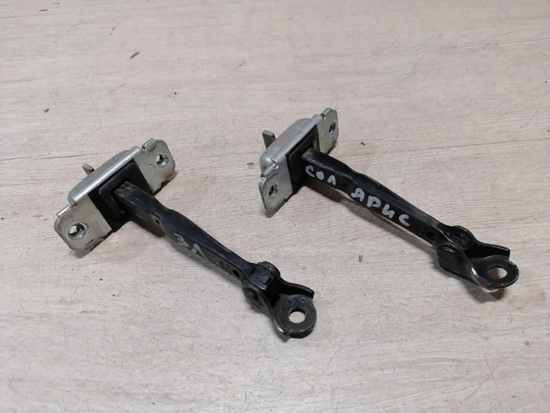 Solaris №5 ограничитель двери задний