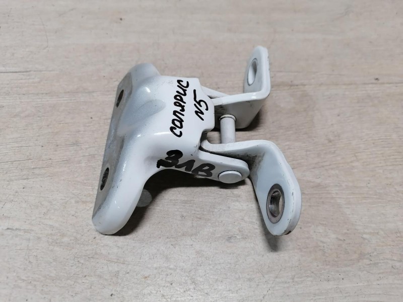 Solaris №5 петля двери задняя левая верхняя